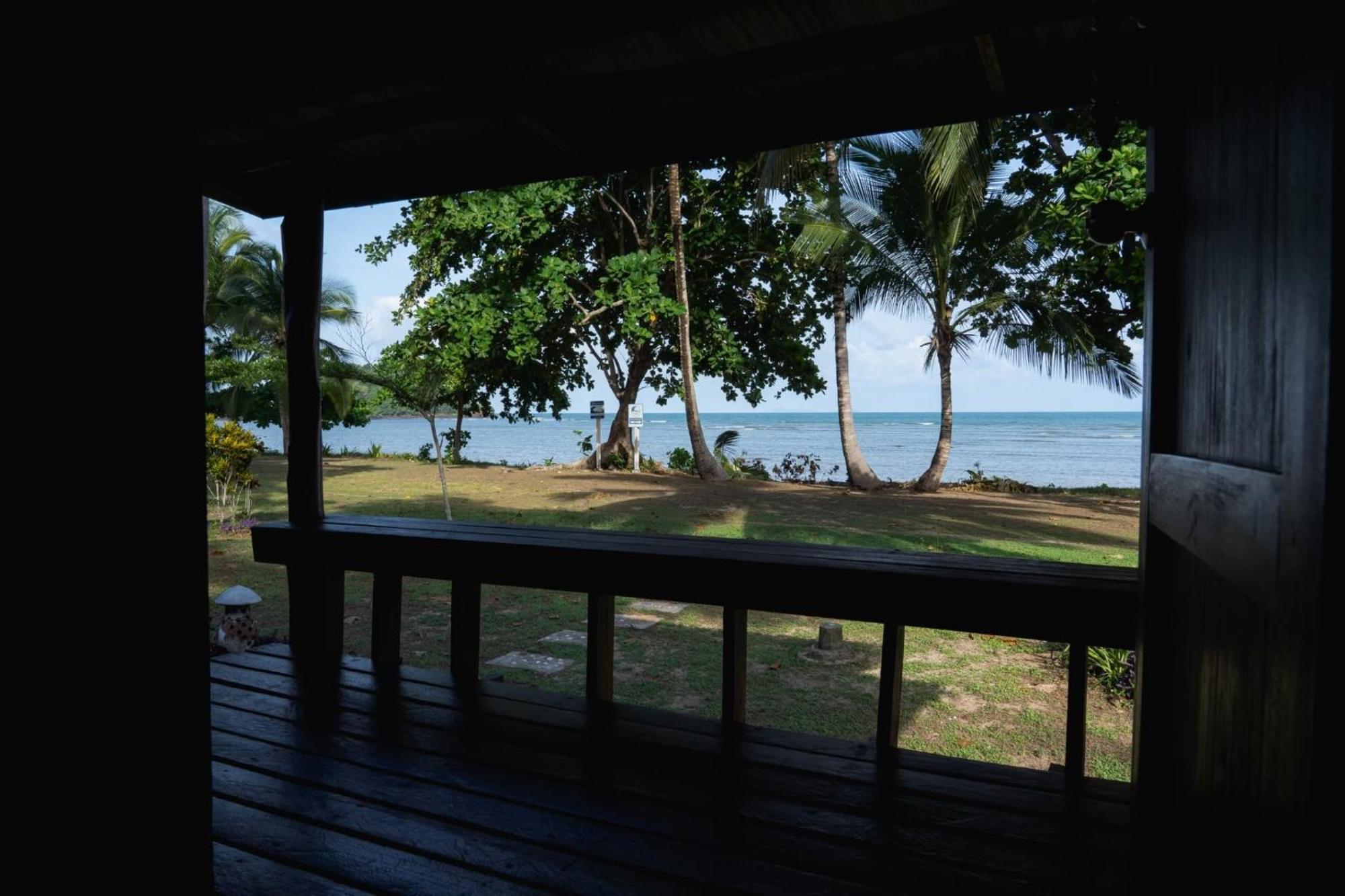 Le Dugong Libong Resort Buitenkant foto